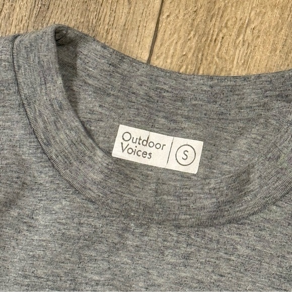 Outdoor Voices Gray Crewneck Sweater Classic Design Women’s Small - Picture 2 of 3
